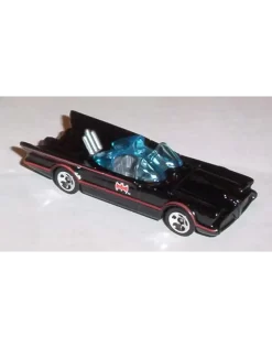 Hot Wheels Batmobile 131/250 21A
